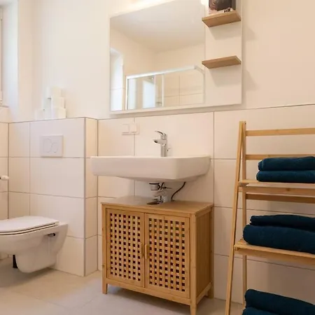 Three & Bergblick - 250m Vom Seeufer Apartman *